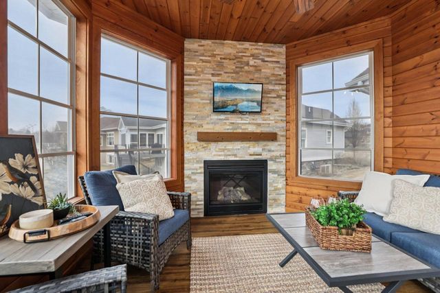 1051 Water Wheel Drive, Waunakee, WI 53597