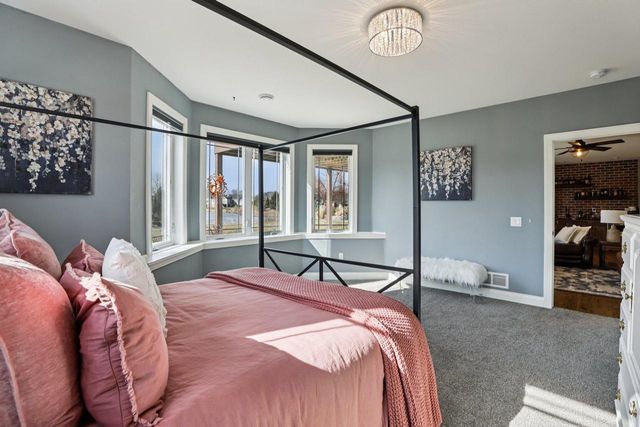 1051 Water Wheel Drive, Waunakee, WI 53597