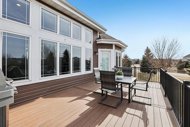 1051 Water Wheel Drive, Waunakee, WI 53597