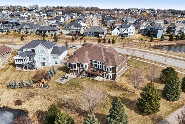 1051 Water Wheel Drive, Waunakee, WI 53597