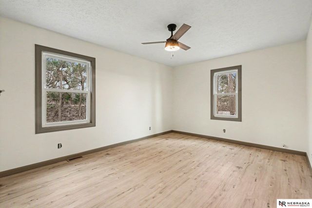 2896 Plattevale Drive, Ashland, NE 68003