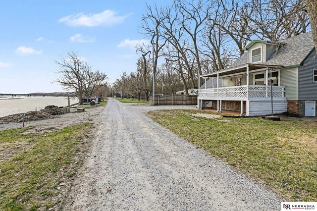 2896 Plattevale Drive, Ashland, NE 68003