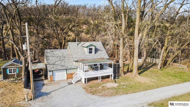 2896 Plattevale Drive, Ashland, NE 68003