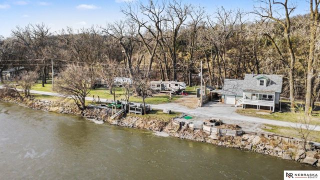 2896 Plattevale Drive, Ashland, NE 68003