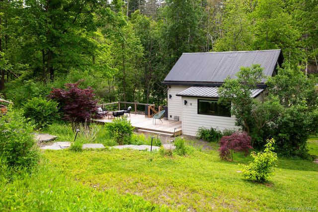 14 & 18 Lake Hill Road, Kingston, NY 12401