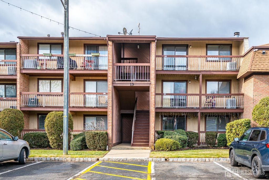 1314 Edison Glen Terrace, Edison, NJ 08837