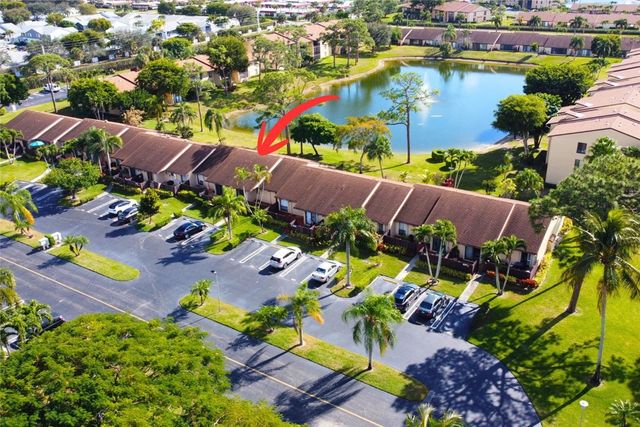 633 Sea Pine Way H, Green Acres, FL 33415