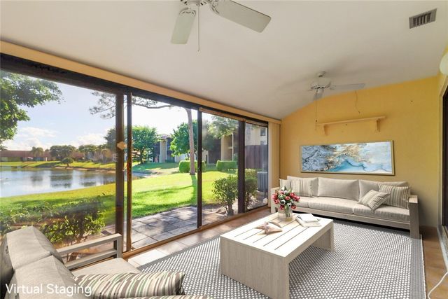 633 Sea Pine Way H, Green Acres, FL 33415