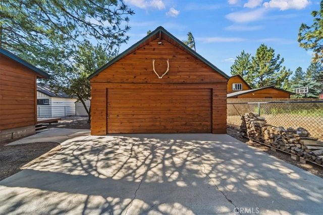 1033 Sierra, Big Bear City, CA 92314