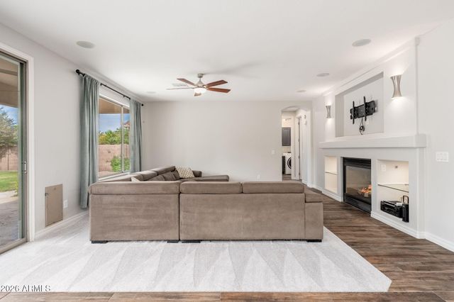 1422 E Zion Way, Chandler, AZ 85249