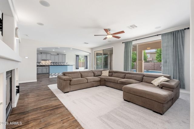 1422 E Zion Way, Chandler, AZ 85249