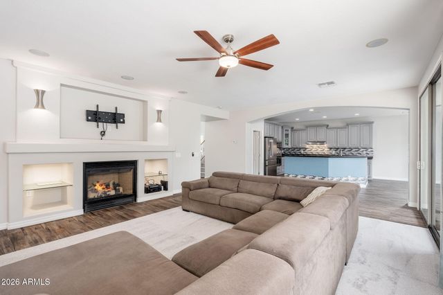 1422 E Zion Way, Chandler, AZ 85249