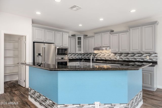 1422 E Zion Way, Chandler, AZ 85249