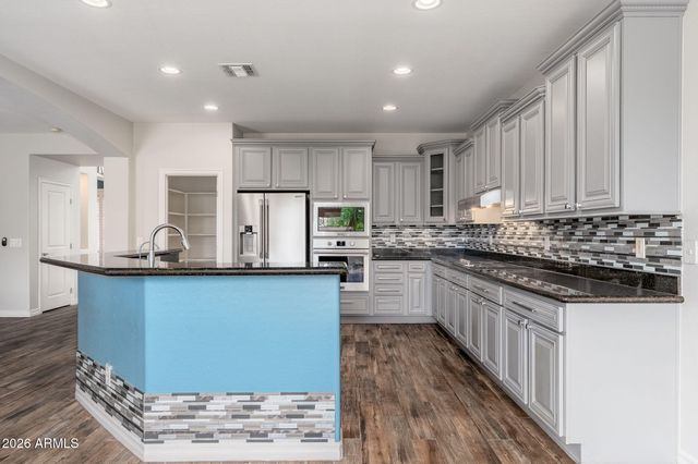 1422 E Zion Way, Chandler, AZ 85249