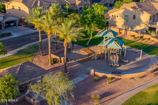 1422 E Zion Way, Chandler, AZ 85249