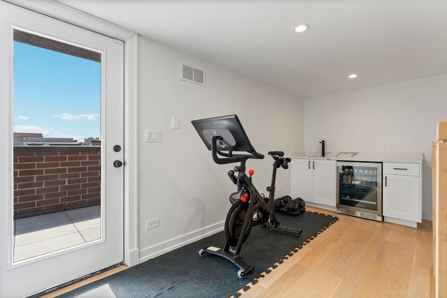 1525 N Bosworth Avenue 3S, Chicago, IL 60642