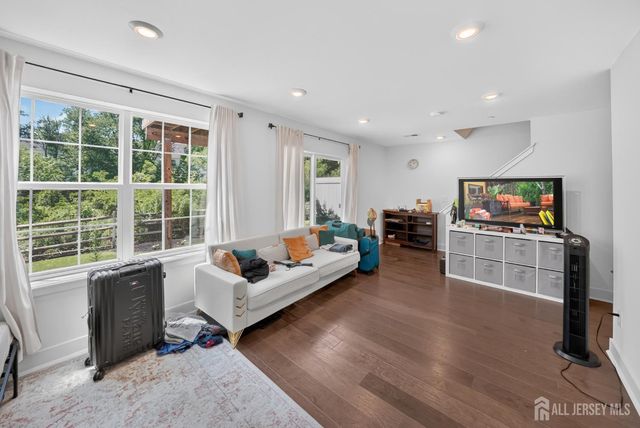 1607 Swales Court, Monroe, NJ 08831