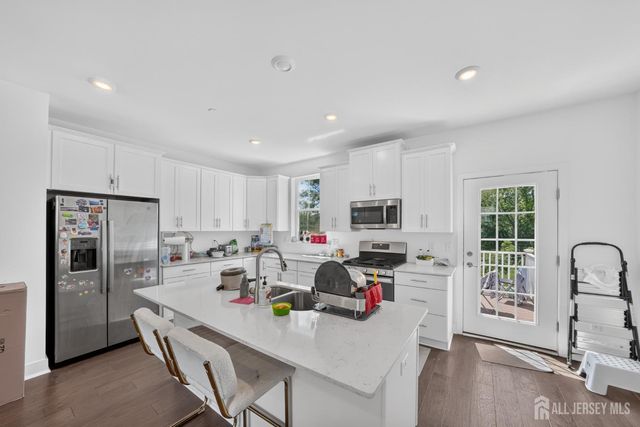 1607 Swales Court, Monroe, NJ 08831