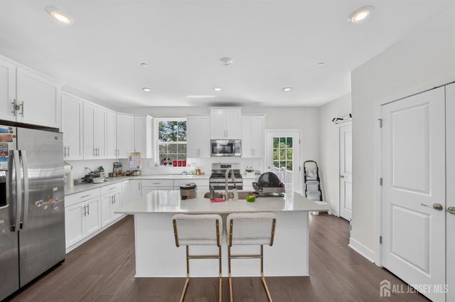 1607 Swales Court, Monroe, NJ 08831