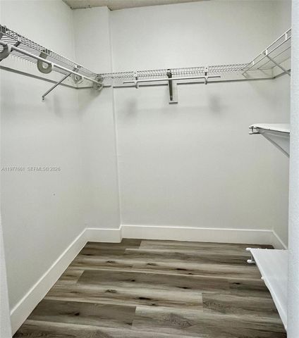 1800 NW 24th Ave 219, Miami, FL 33125