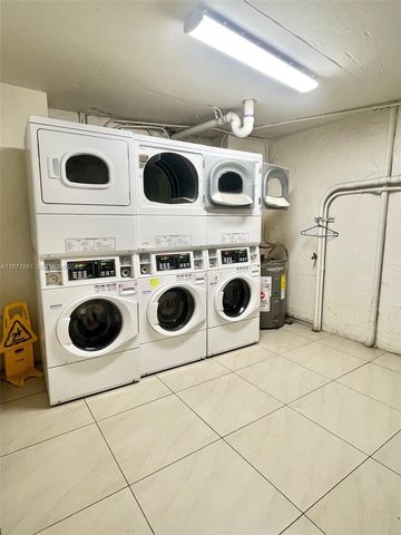 1800 NW 24th Ave 219, Miami, FL 33125