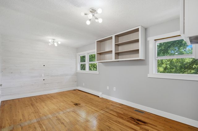 580 W RTE K, Columbia, MO 65203