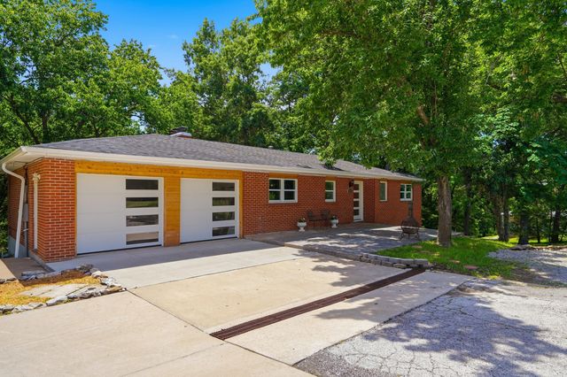580 W RTE K, Columbia, MO 65203