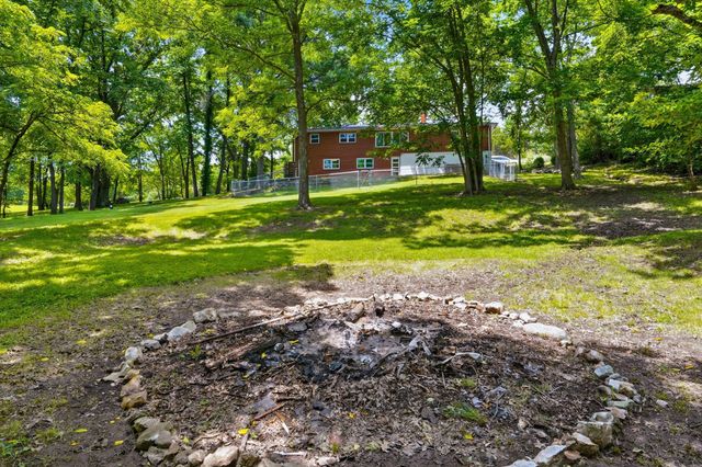580 W RTE K, Columbia, MO 65203