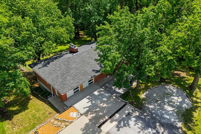 580 W RTE K, Columbia, MO 65203