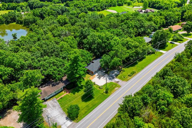 580 W RTE K, Columbia, MO 65203