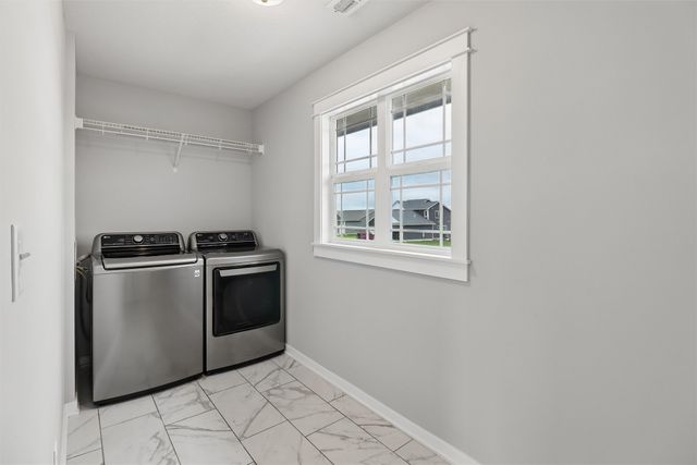 3510 NW Reinhart Drive, Ankeny, IA 50023