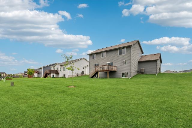 3510 NW Reinhart Drive, Ankeny, IA 50023