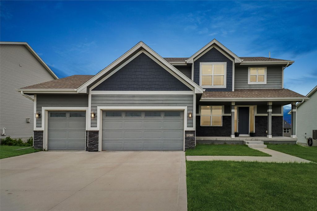 3510 NW Reinhart Drive, Ankeny, IA 50023