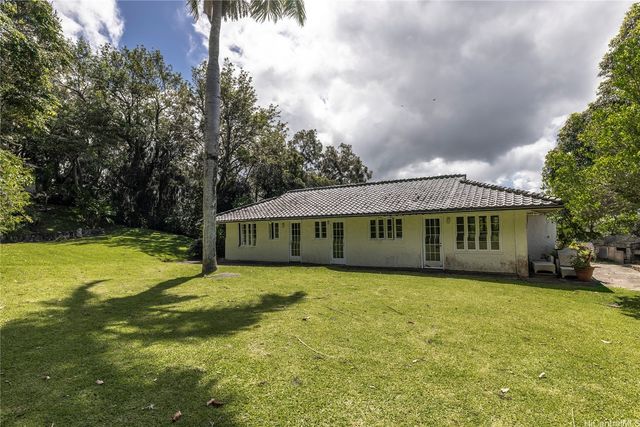 3711 Round Top Drive, Honolulu, HI 96822