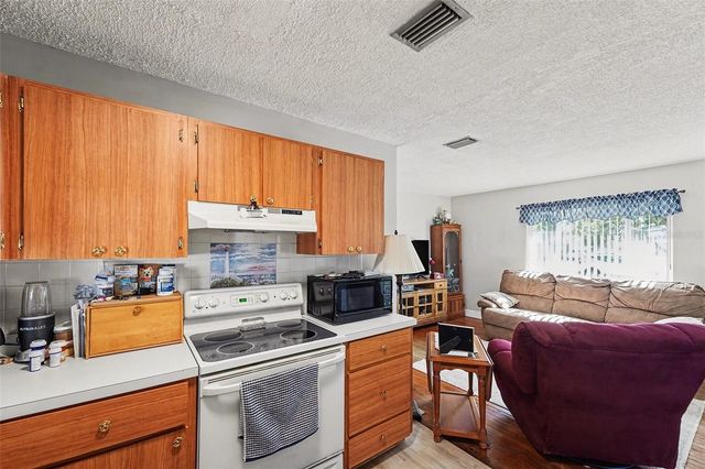 5367 46TH AVENUE N, St Petersburg, FL 33709