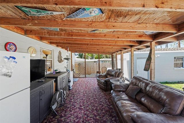 5367 46TH AVENUE N, St Petersburg, FL 33709