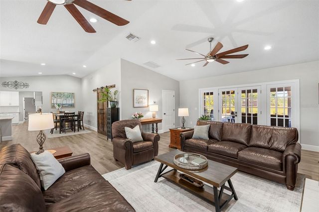 650 OLD MIMS ROAD, Geneva, FL 32732