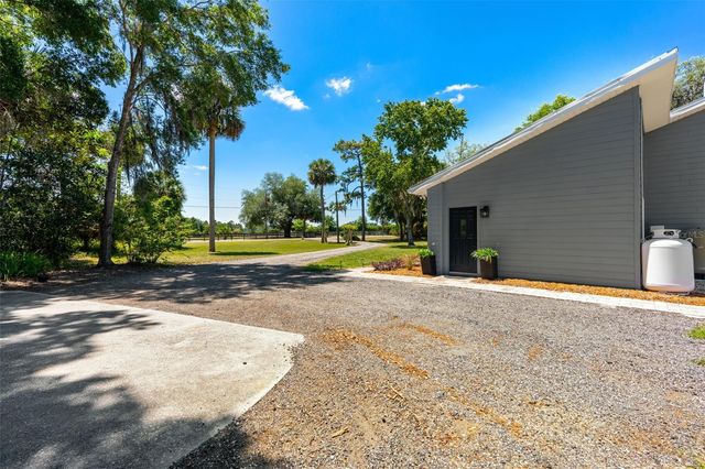 650 OLD MIMS ROAD, Geneva, FL 32732