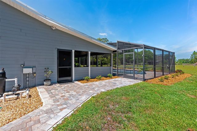 650 OLD MIMS ROAD, Geneva, FL 32732