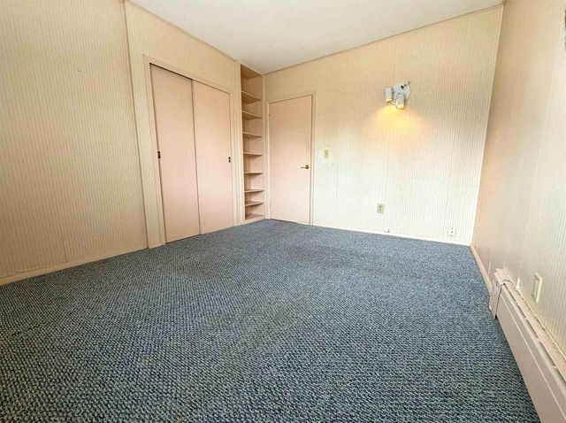 814 HARMEL AVENUE, Oshkosh, WI 54902