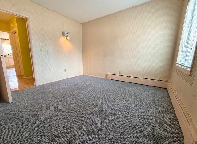 814 HARMEL AVENUE, Oshkosh, WI 54902