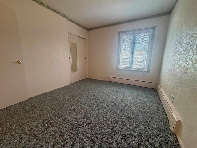 814 HARMEL AVENUE, Oshkosh, WI 54902