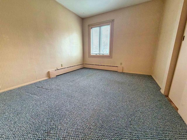 814 HARMEL AVENUE, Oshkosh, WI 54902