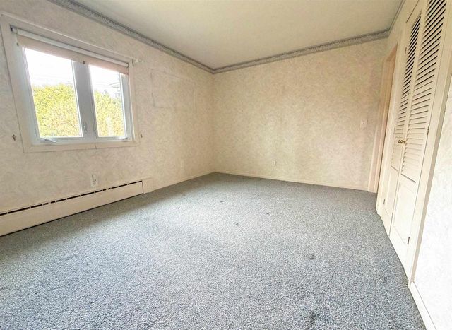 814 HARMEL AVENUE, Oshkosh, WI 54902