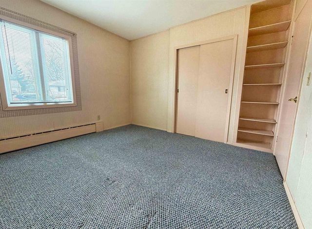 814 HARMEL AVENUE, Oshkosh, WI 54902