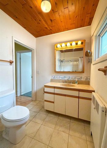 814 HARMEL AVENUE, Oshkosh, WI 54902