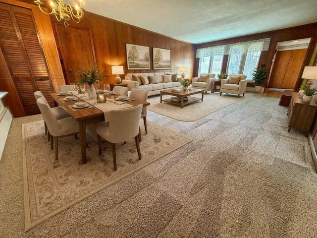 814 HARMEL AVENUE, Oshkosh, WI 54902