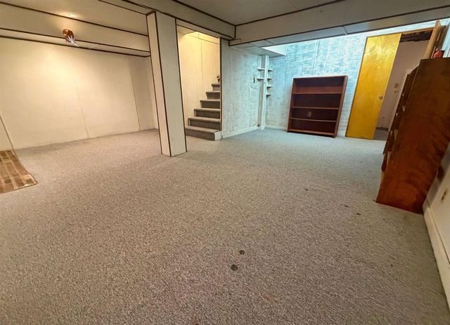 814 HARMEL AVENUE, Oshkosh, WI 54902