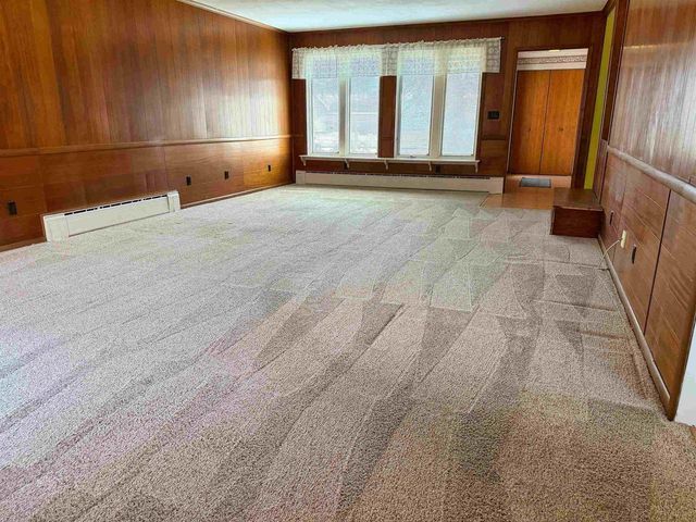 814 HARMEL AVENUE, Oshkosh, WI 54902