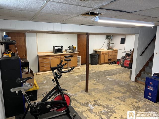 93 Mayfield Avenue, Tonawanda, NY 14150